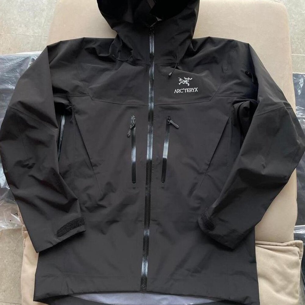 NEW Arc'teryx ALPHA SV GORETEX PRO JACKET